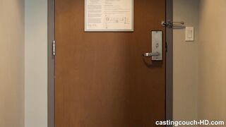Solana a fiatal barna bige a castingon járt