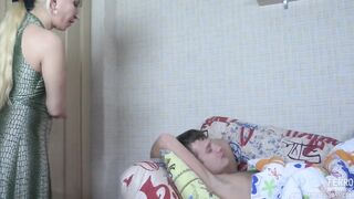 Anyu te mi a dákót csinálsz?