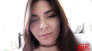 Keira Croft popókája durván megkúrelva