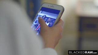 BlackedRaw - Sydney Cole és a csoki bájdorong