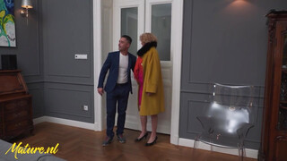 Mature.nl - Vén házastárs hátsó bejáratba tolva