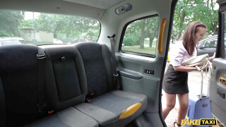 Fake Taxi  - Méretes mellű fiatal nőci megbaszva