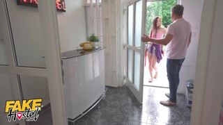 Fake Hostel - Tini csajok megkefélve durván