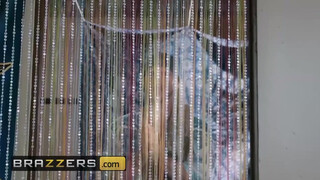 Brazzers - Karma Rx a hippi hapsival kúrel