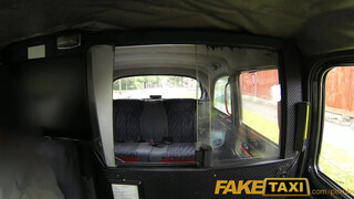 FakeTaxi - Felborotvált fejű punk lány megkúrelva