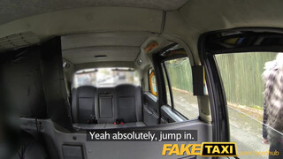 FakeTaxi - finn világos szőke hölgyemény kalandra vágyik