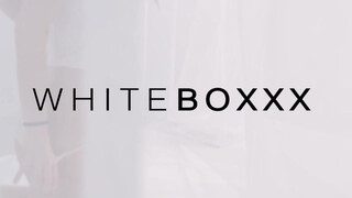 WhiteBoxxx - gyönyörű világos szőke hölgyemény reggel akar dugni
