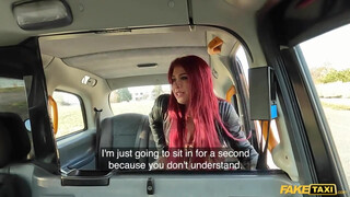 Fake Taxi - Atlanta Moreno a csöcsös brit bige