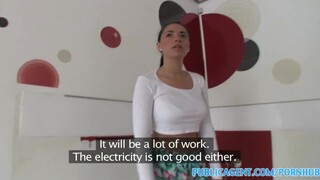 PublicAgent - angol bige is belemegy a pénzért baszásba