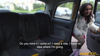 Fake Taxi - Vékony méretes cickós spanyol spiné