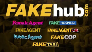 Public Agent - Csoki hajú pici kannás tini nőci