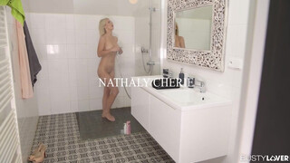 Nathaly Cherie muffja és hátsó bejárata is meghágva