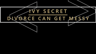 Karups - Ivy Secret a hatalmas mellű fullos milf