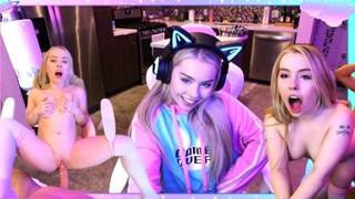 Haley Spades a gyönyörű gamer nőci