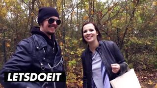 Méretes cicis néger hajú német kisasszony felvétel a méretes kombiban vad baszásra
