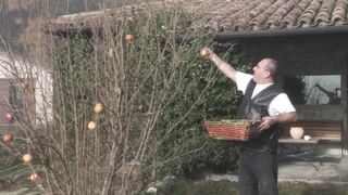 Gyönyörű világos szőke tini amatőr popsiba kefélve és szájba lőve nagy farasszal